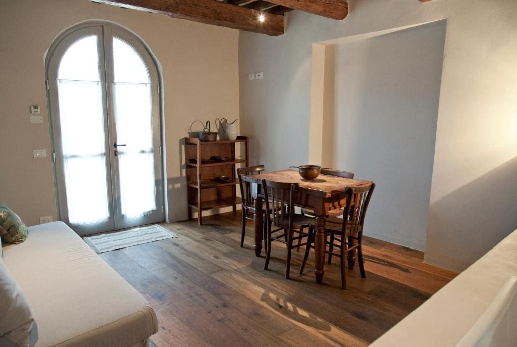 Apartment room - Image 3
