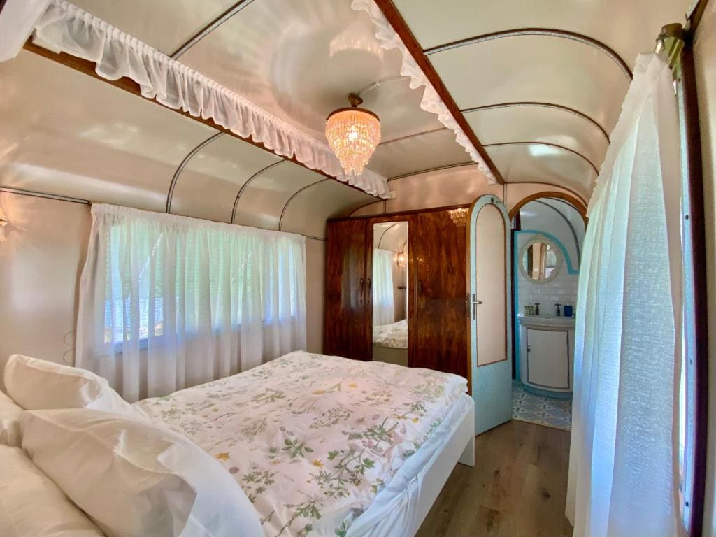 Caravan Superior room - Image 2