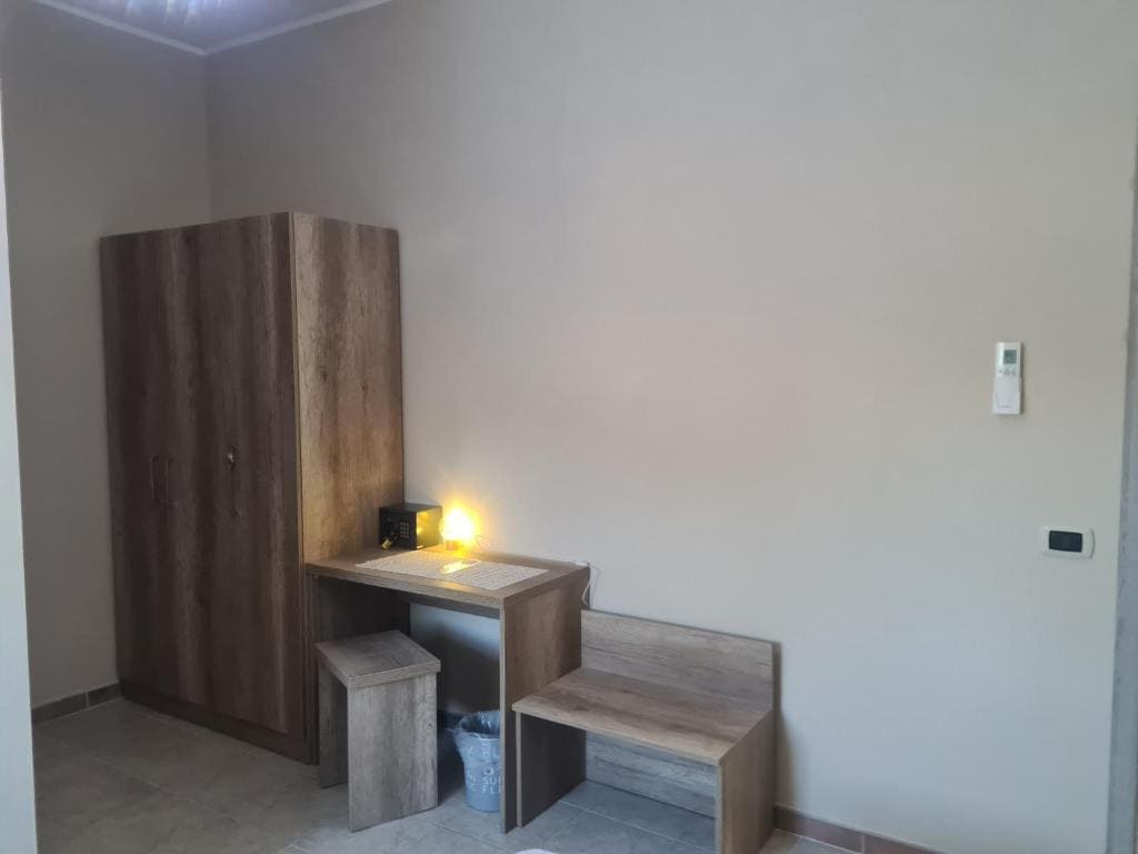 Double Room with Private Bathroom room - Image 1