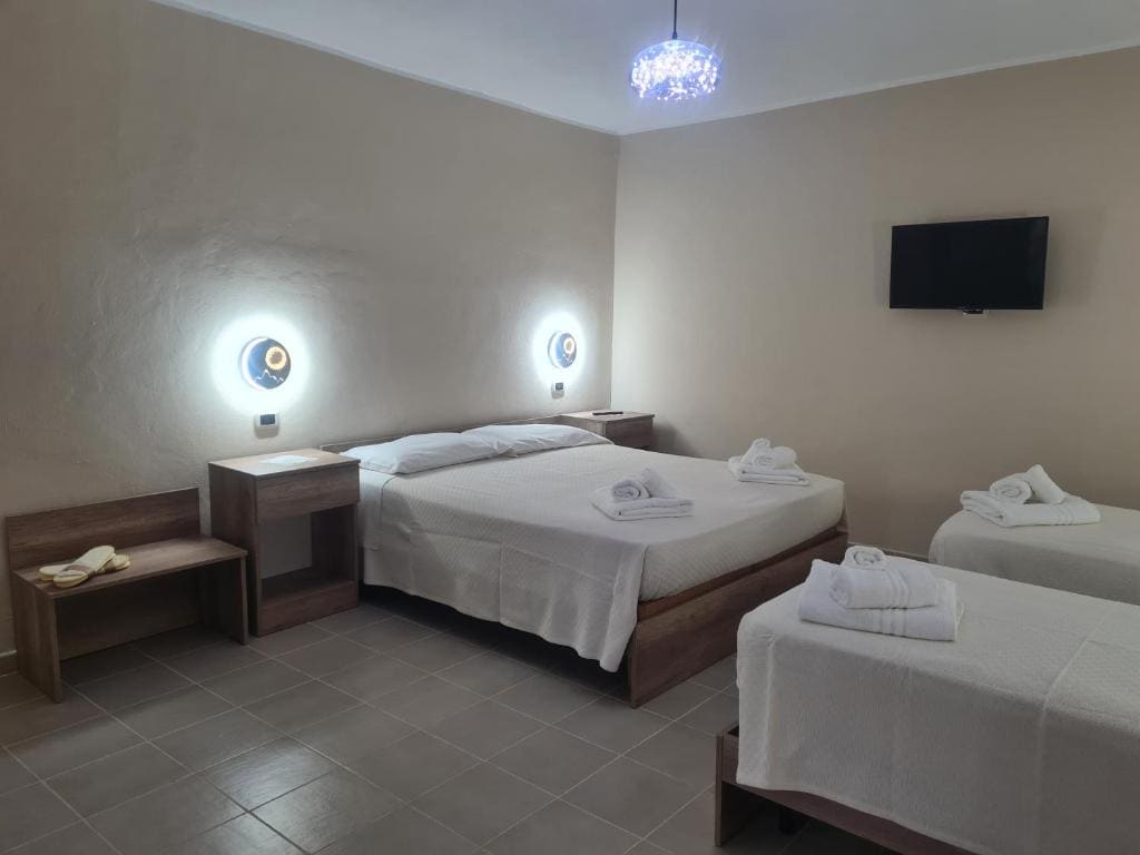 general room - Image 3