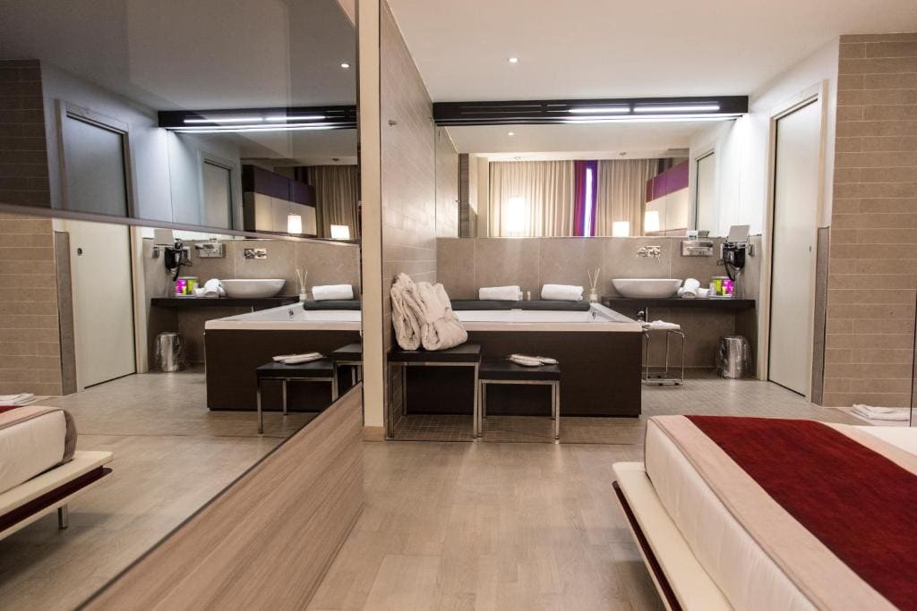 Suite room - Image 3
