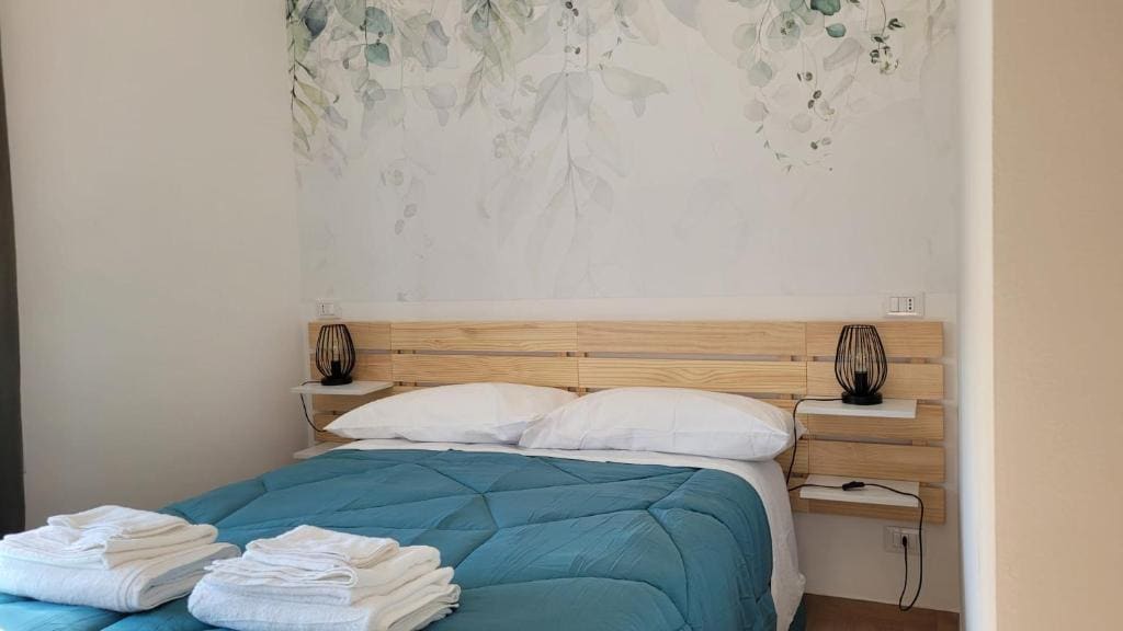 Double Room with Private Bathroom room - Image 3