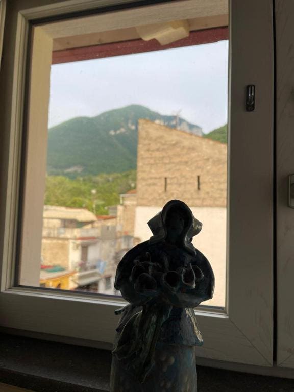 King Room with Mountain View room - Image 1