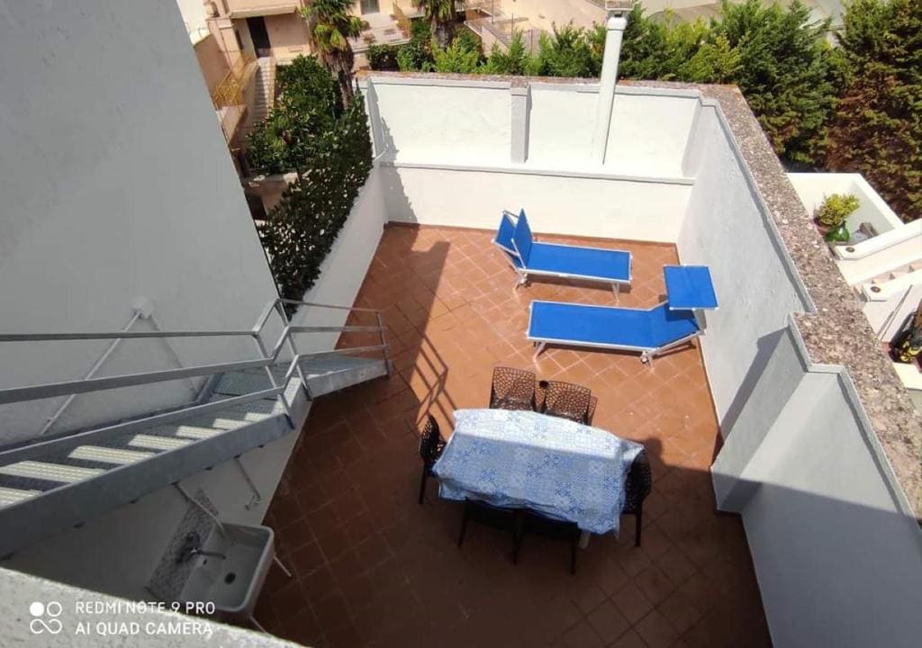 Quadruple Room with Private Bathroom room - Image 1