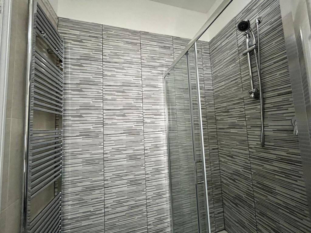 Deluxe Double Room with Sea View room - Image 3