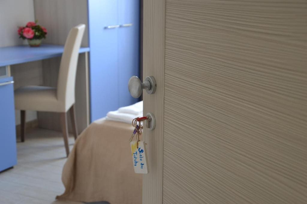 Quadruple Room with City View room - Image 3