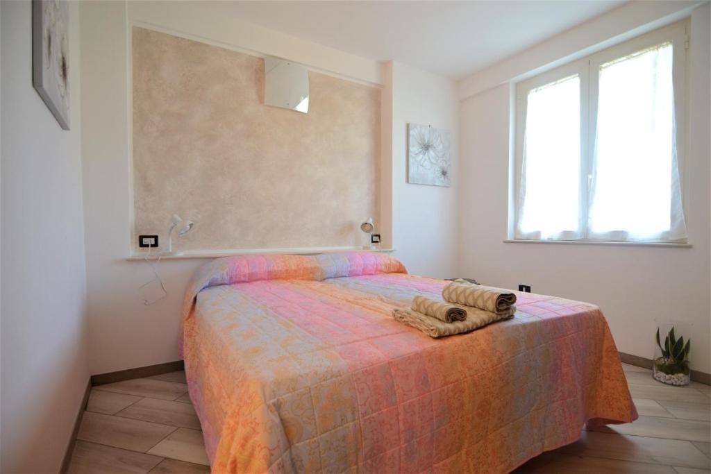 Double Room with Private Bathroom room - Image 3