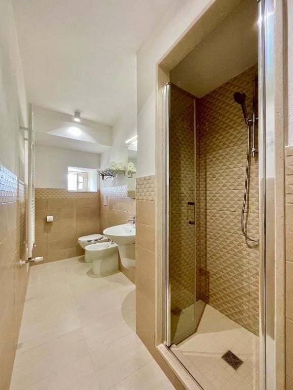 Comfort Triple Room room - Image 1