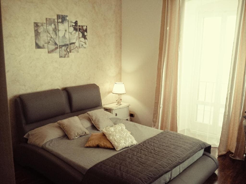 Large Double Room room - Image 2