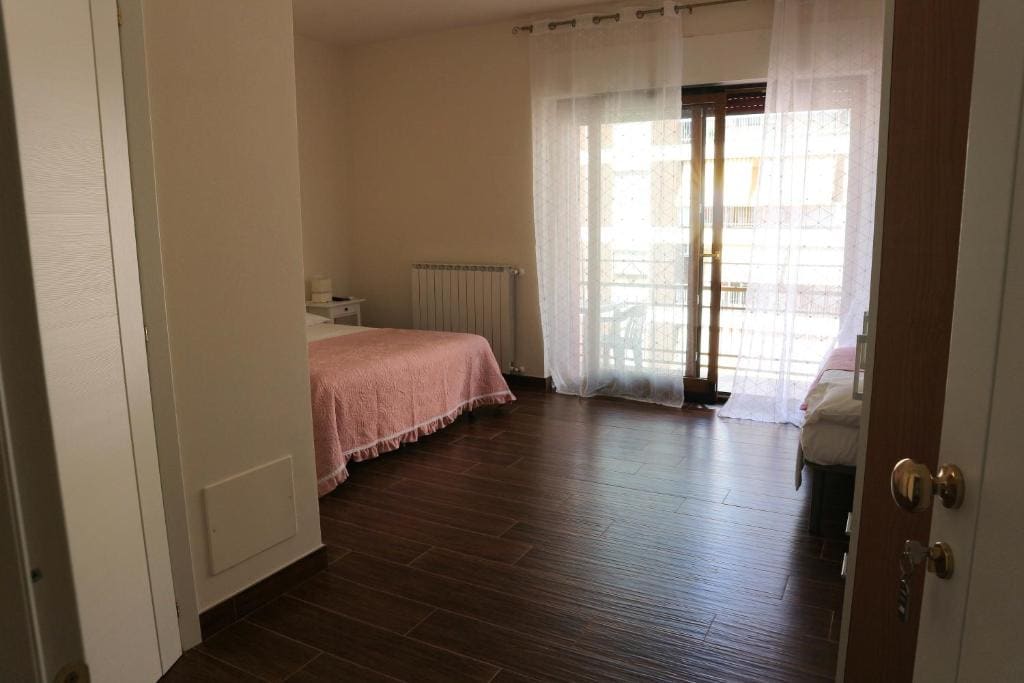 Deluxe Triple Room room - Image 2