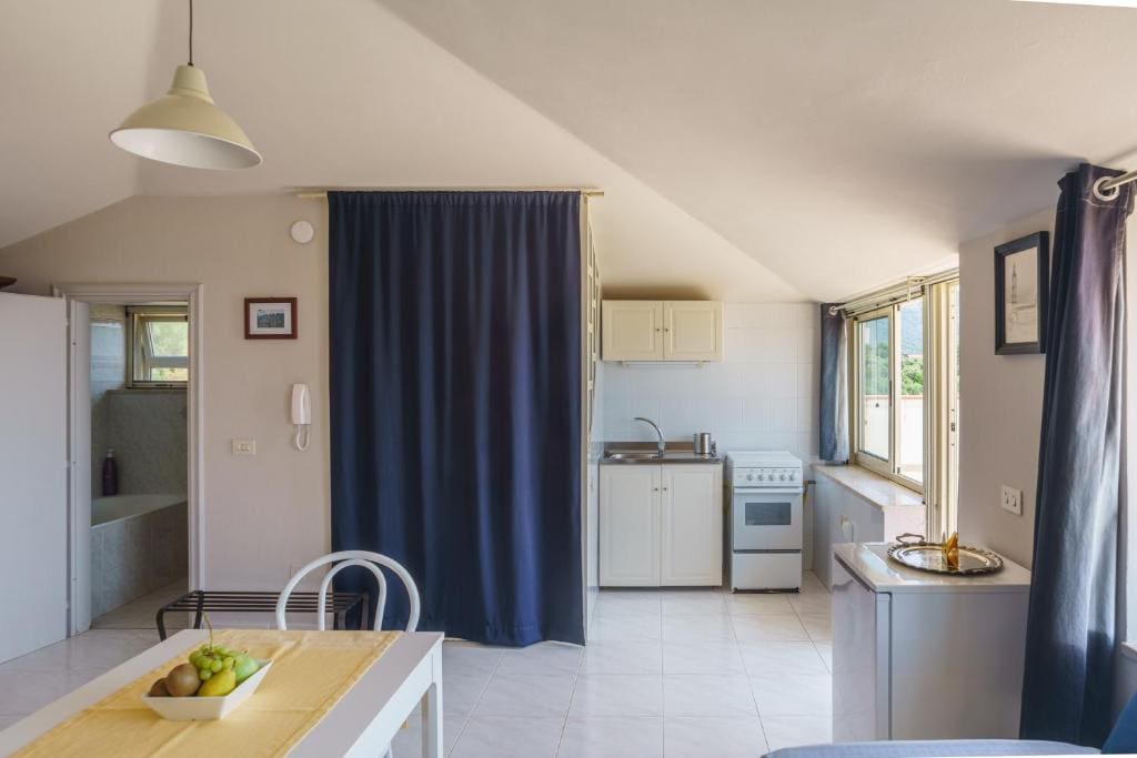 Studio with Sea View room - Image 2