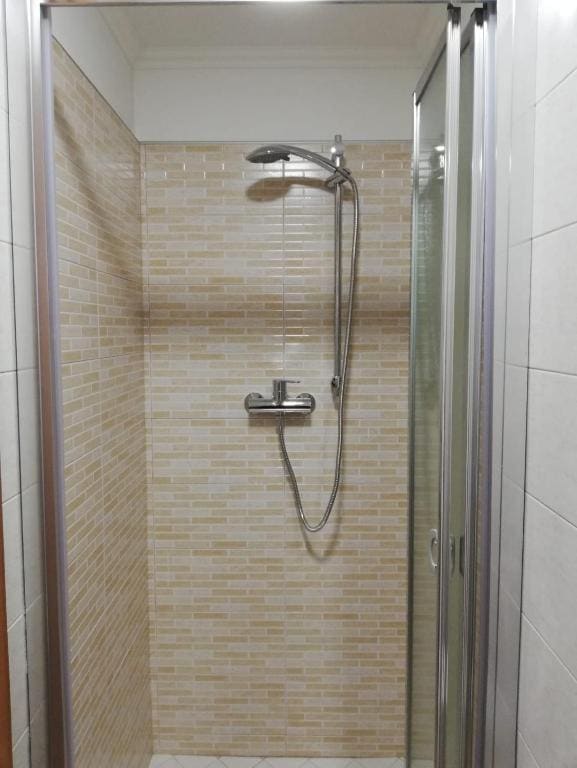 Double or Twin Room with Private Bathroom room - Image 1