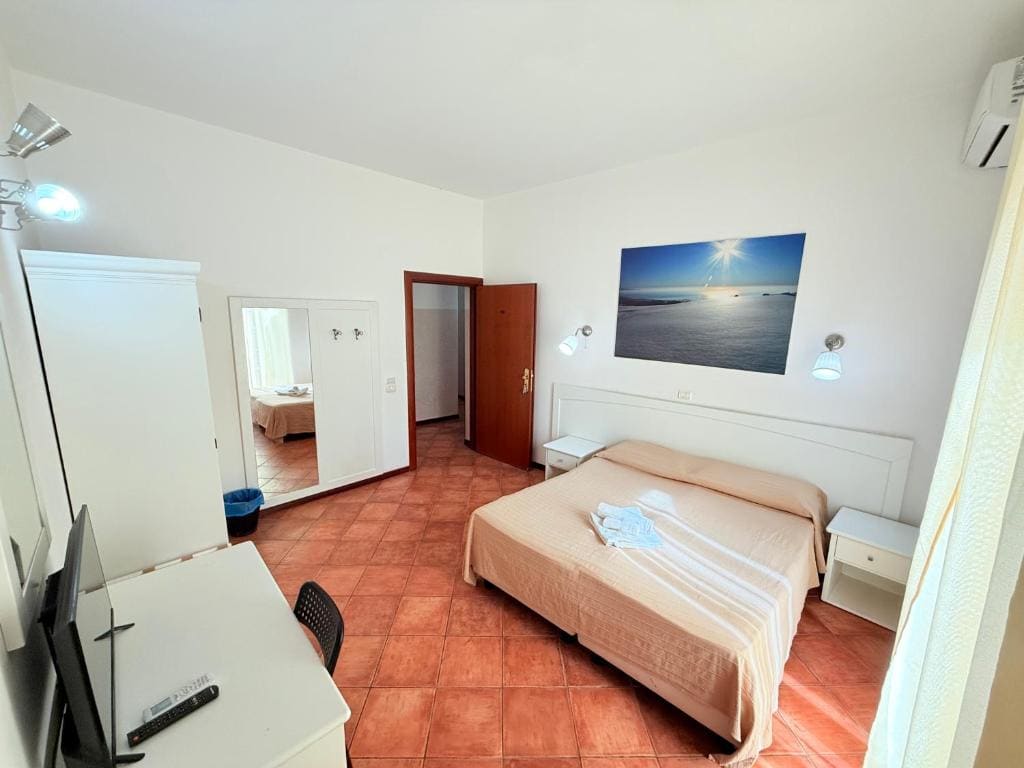 Double Room room - Image 3