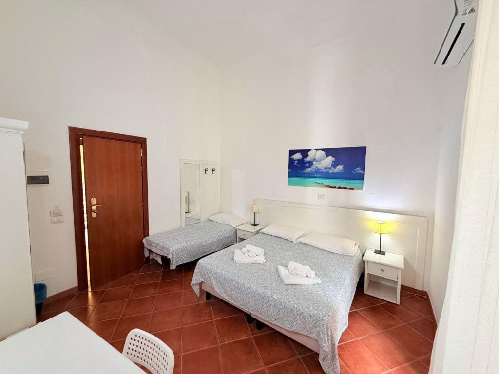 Triple Room room - Image 2