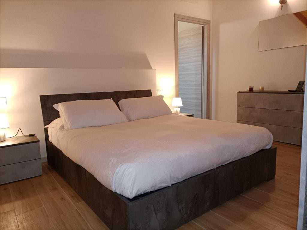Double Room with Private Bathroom room - Image 1