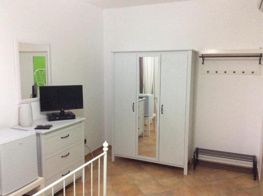 Deluxe Family Room room - Image 1