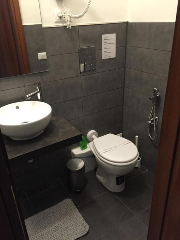 Double or Twin Room with Private Bathroom room - Image 3