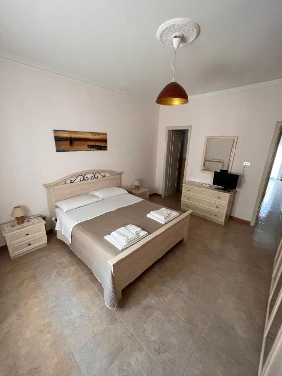 Deluxe Room room - Image 2