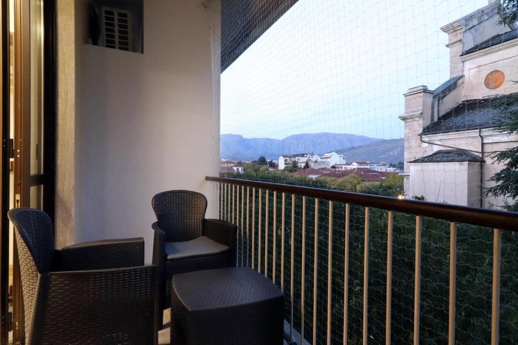 Double Room with Balcony room - Image 1