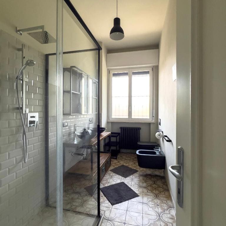 Double Room with Private Bathroom room - Image 3