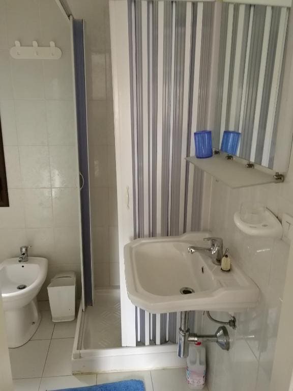 Double or Twin Room room - Image 3