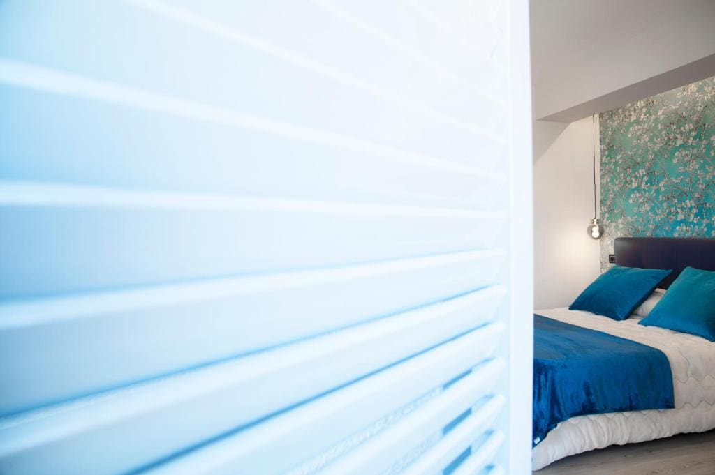 Double Room with Sea View room - Image 2
