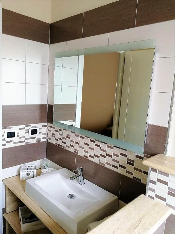 Double or Twin Room room - Image 2
