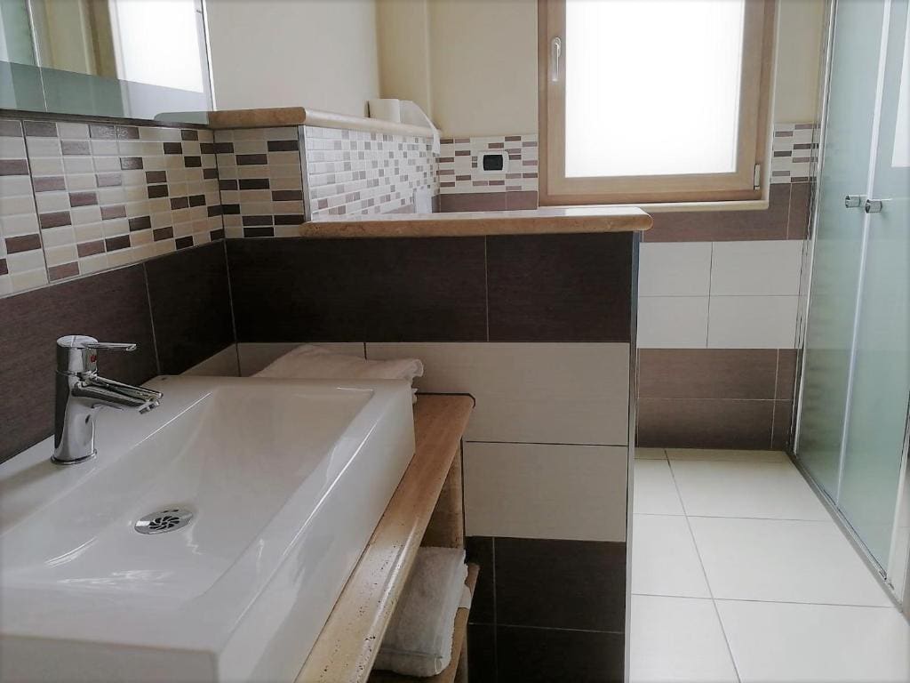 Double or Twin Room room - Image 3