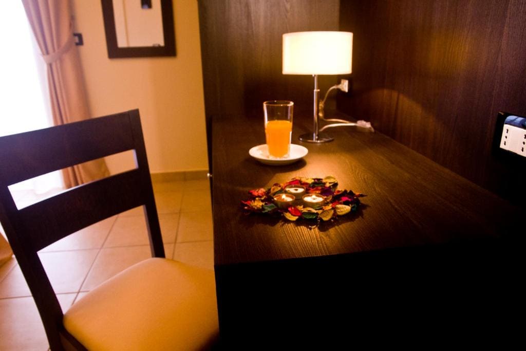 Deluxe Double or Twin Room with Sea View room - Image 1