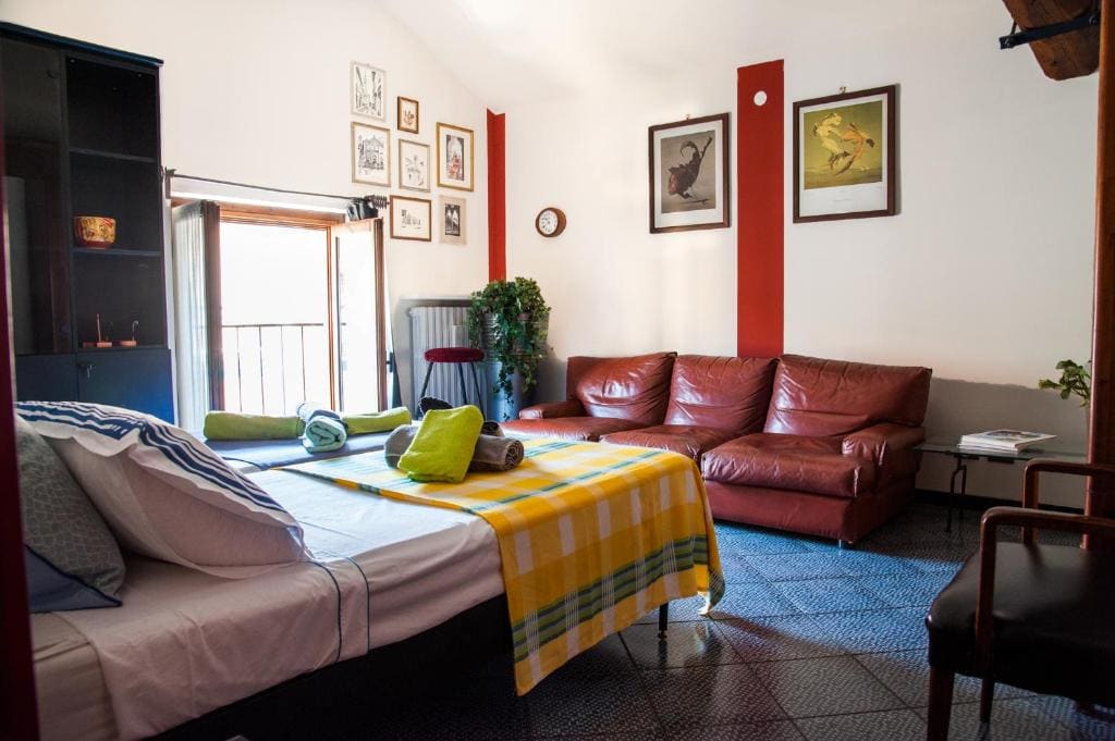 Large Double or Twin Room room - Image 2