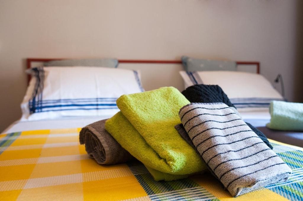 Large Double or Twin Room room - Image 1