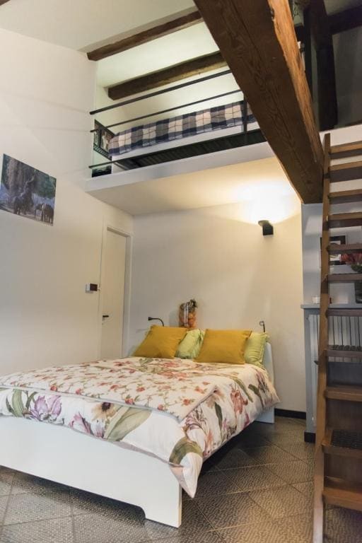 Superior Quadruple Room room - Image 1