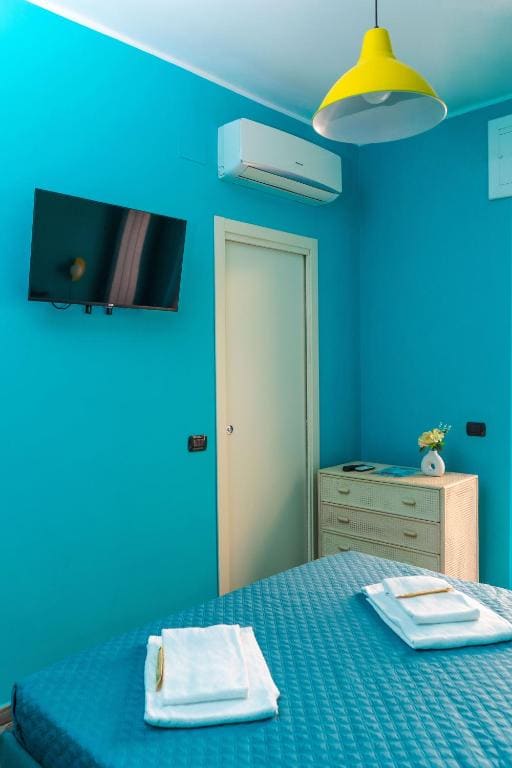 Deluxe Room room - Image 3