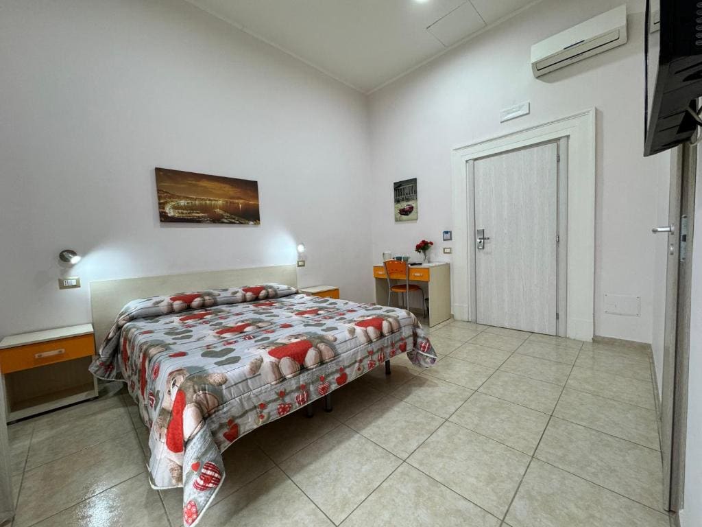 Basic Triple Room room - Image 3