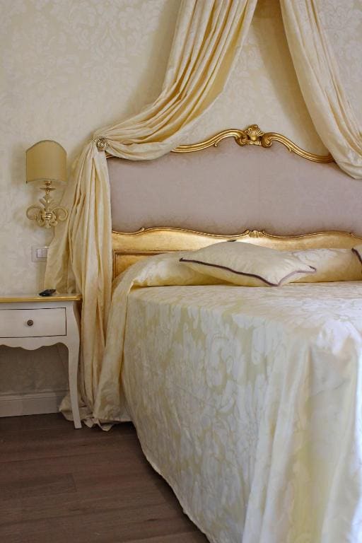 Double or Twin Room with View room - Image 2