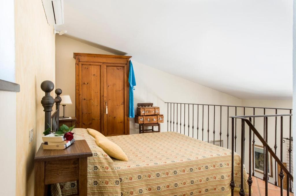 Two-Bedroom Apartment room - Image 1