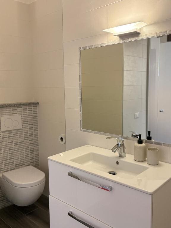 Large Double Room room - Image 2