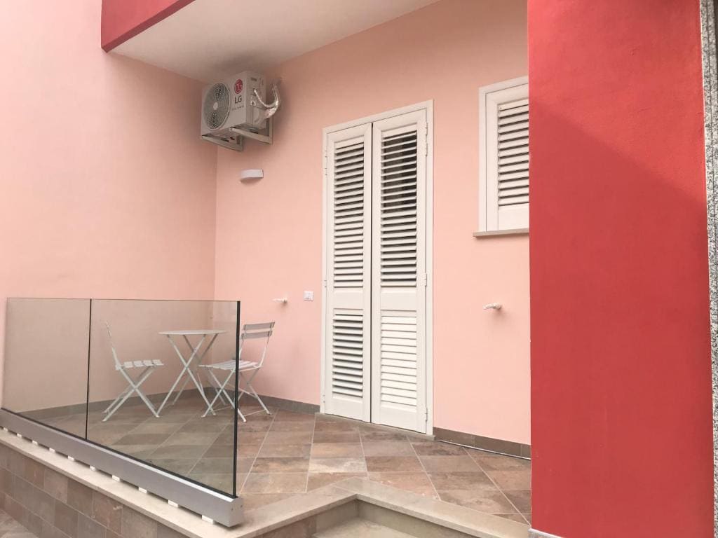 Deluxe Triple Room room - Image 1