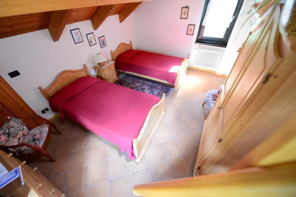 Double Room with Extra Bed room - Image 3
