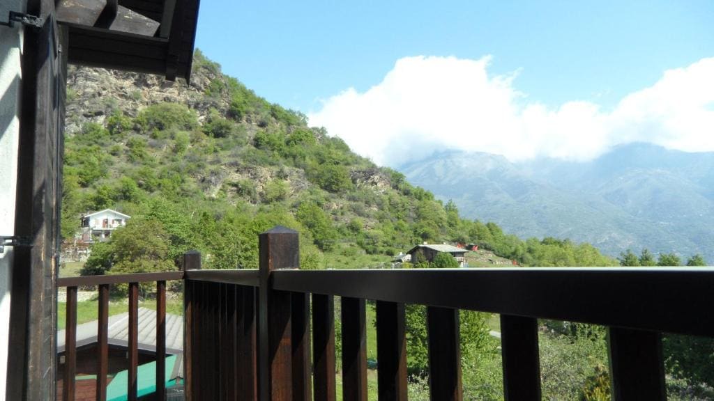 Suite with Mountain View room - Image 2