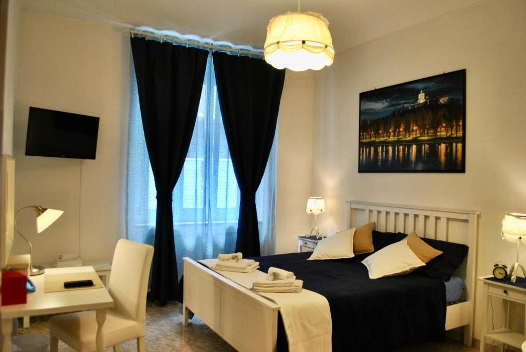 Double Room with Extra Bed room - Image 2