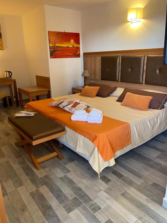Quadruple Room room - Image 2