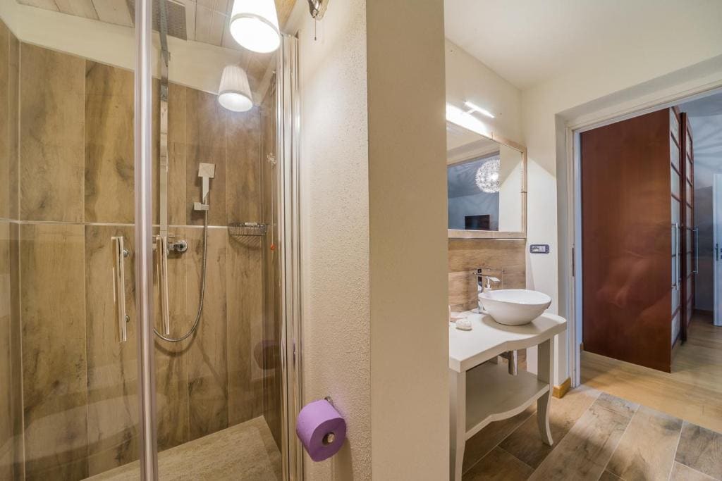 King Room with Mountain View room - Image 3