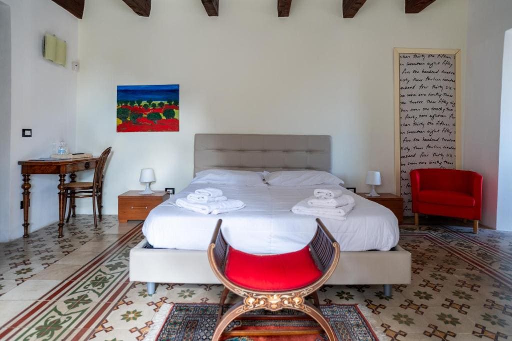 King Room with Balcony room - Image 2