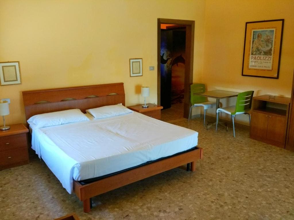 Quadruple Room room - Image 3