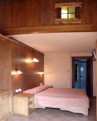 Superior Room room - Image 3