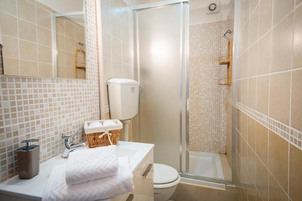 Double or Twin Room room - Image 3