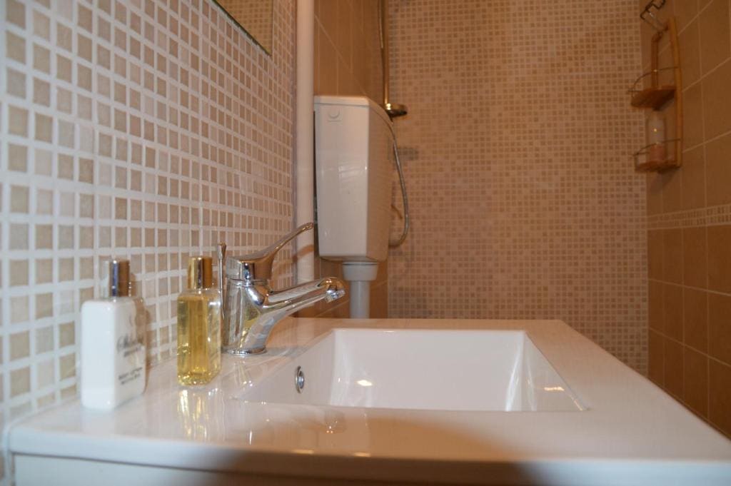 Double or Twin Room room - Image 1