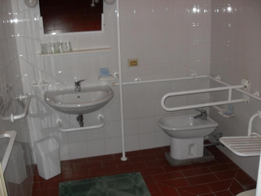 Apartment - Ground Floor room - Image 2