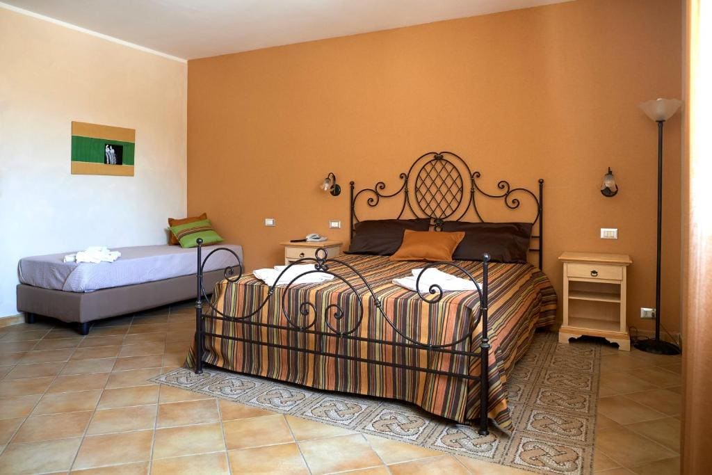 Quadruple Room room - Image 3